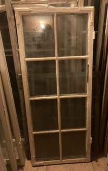 Fönstebågar 55,5x136cm finns i Överjärva