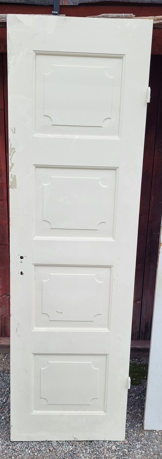 Enkeldörr 60 x 200 cm, finns på Överjärva