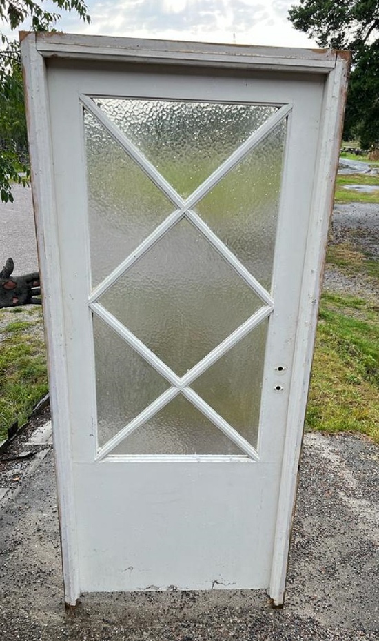 Enkeldörr med glas och karm, 92 x 208 cm, Finns på Överjärva