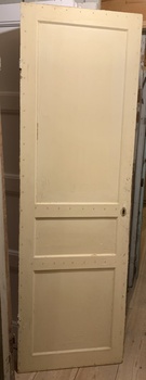 Enkeldörr 62 x 198 cm, finns på Överjärva