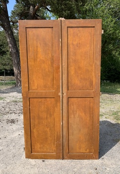 Dubbeldörrar 116x210 cm finns i Överjärva