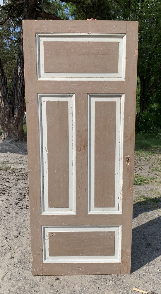 Enkeldörr 83 x 203 cm, Finns på Överjärva