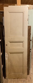 Enkeldörr 61 x 195 cm, finns på Överjärva