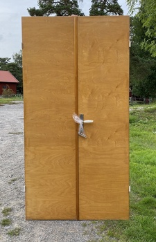 Enkeldörr  120 x 200 cm, finns på Överjärva