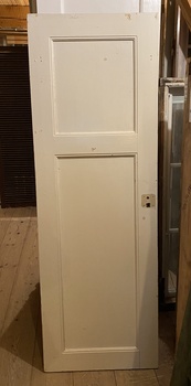 Dörr 61,5 x 182 cm, finns i Överjärva