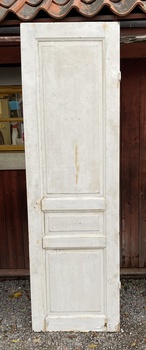 Dörr 62 x 208,5 cm, finns på Överjärva