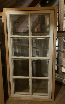 Fönster 62 x 119 cm, finns i Överjärva