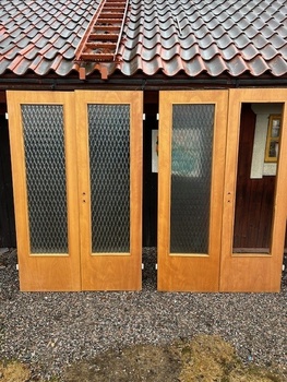 Pardörr 50-tal, 125c201 cm, finns på Överjärva