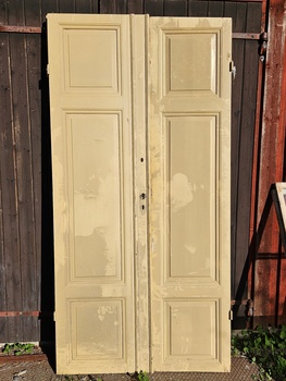Pardörr 119x238cm, finns på Överjärva
