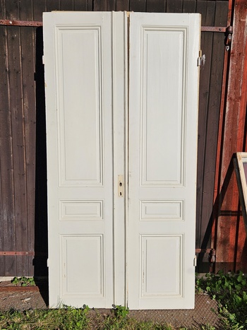 Pardörr 119x238cm, finns på Överjärva