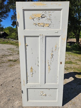 Enkeldörr 84,5 x 200 cm, Finns på Överjärva