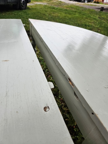 Bord, matbord, avlastningsbord, 117dia, 78hög, finns på Överjärva