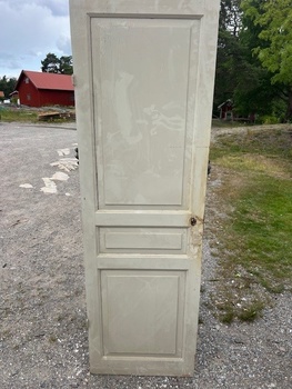 Enkeldörr, fr 61 - 195cm finns flera, finns på Övejrärva