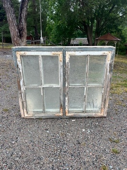 Fönster med karm, 81,5x101, finns på Överjärva