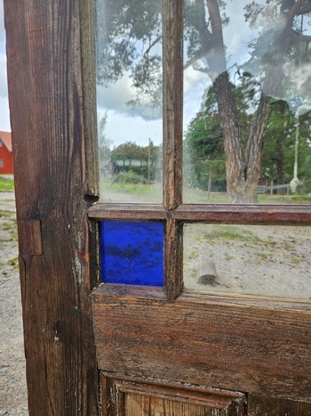Pardörr med glas, 123x196, finns på Överjärva byggnasvård