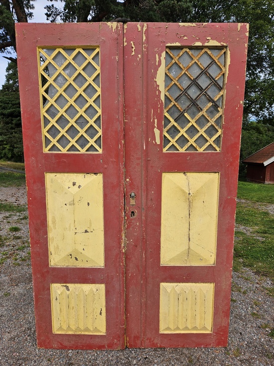 Pardörr med glas, 130x203, finns på Överjärva byggnadsvård