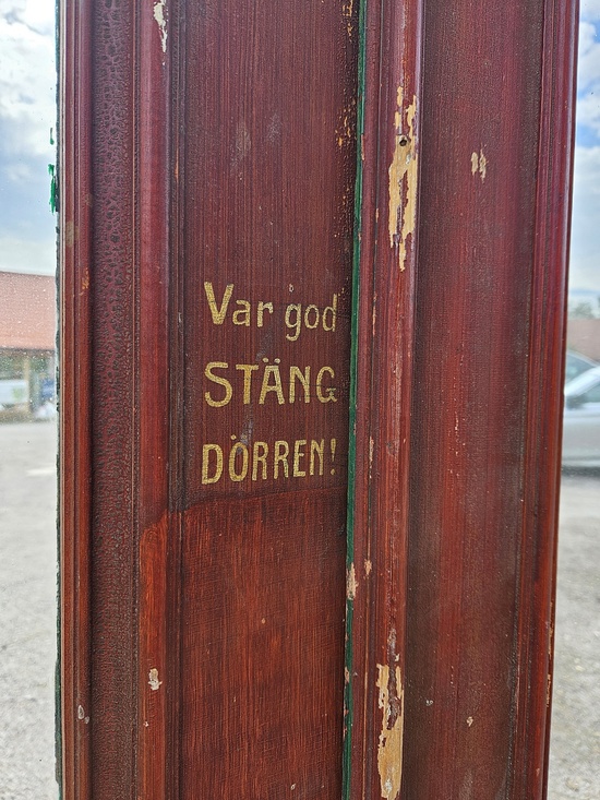Pardörr med glas, 119x252, finns på Överjärva byggnadsvård