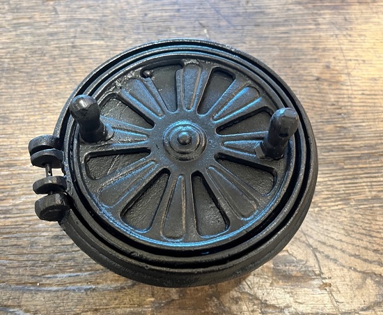 Rosettventil med stos, utv mått ca 125 mm Rosettventil med stos, utv mått ca 125 mm