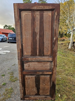 Enkeldörr, 80x199, finns på Överjärva byggnadsvård