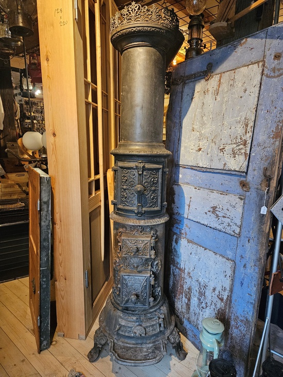 Kamin, 178x57, finns på Överjärva Byggnadsvård