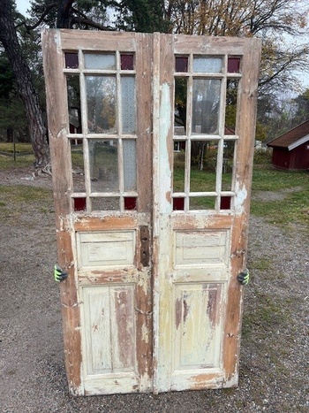 Pardörr med glas, 104x199, finns på Överjärva Byggnadsvård