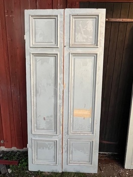 Pardörr, 110x245, finns på Överjärva byggnadsvård