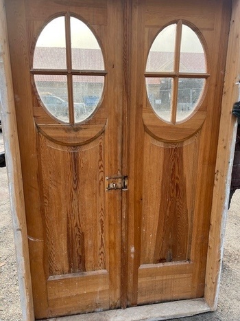 Dubbeldörr 133 x 212 cm, Finns på Överjärva