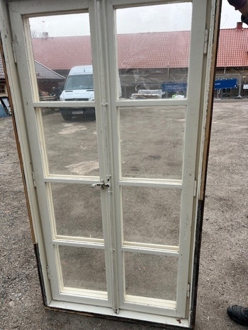 Balkong dörr/fönster med karm, 100x190, finns på Överjärva Byggnadsvård