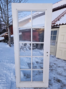Enkeldörr med glas, 90x210, finns på Överjärva Byggnadsvård