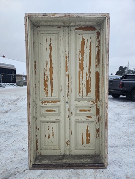 Pardörr med karm, 132x252x33, finns på Överjärva Byggnadsvård