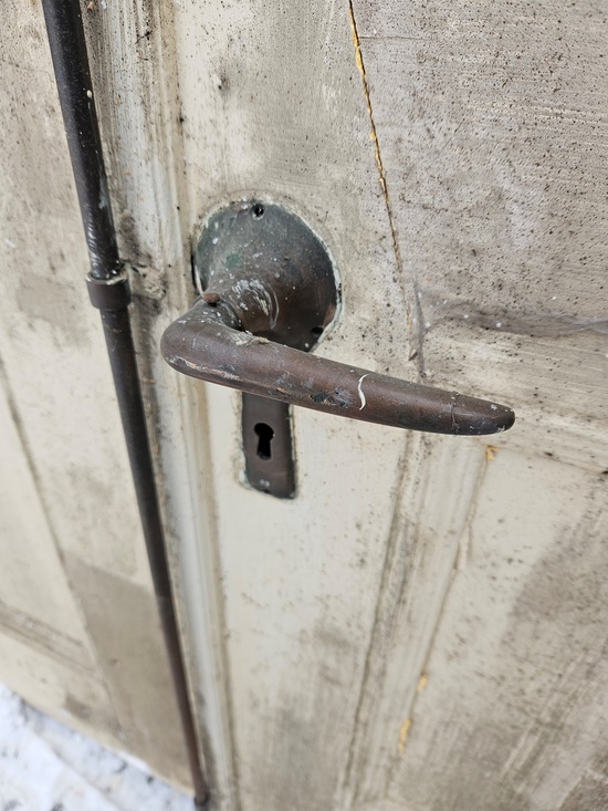 Pardörr med glas, 158x271, finns på Överjärva Byggnadsvård