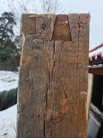 Enkeldörr med karm, 97x202, finns på Överjärva Byggnadsvård