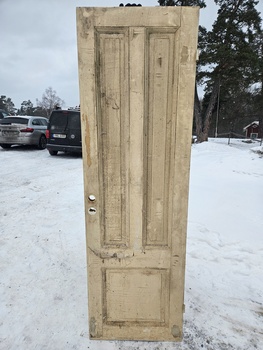 Enkeldörr, 63x201, finns på Överjärva Byggnadsvård