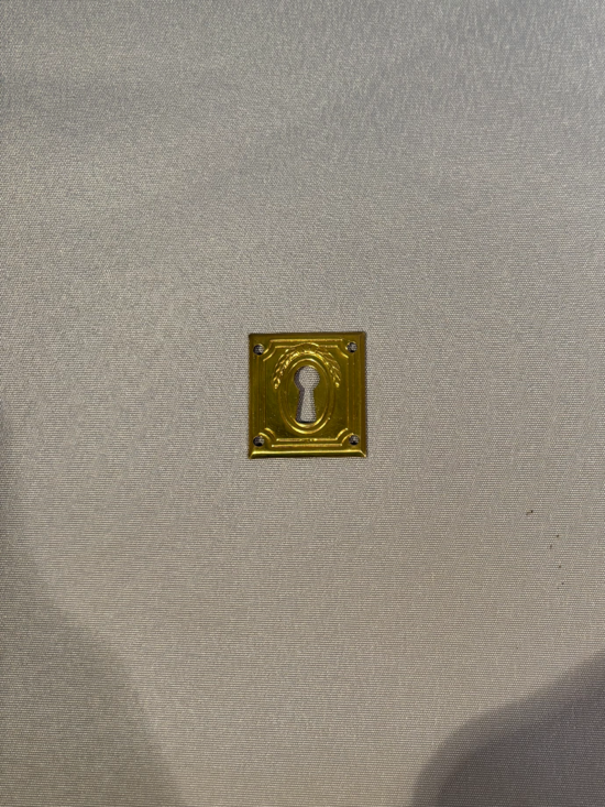 Nyckelskylt till möbler