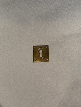 Nyckelskylt till möbler