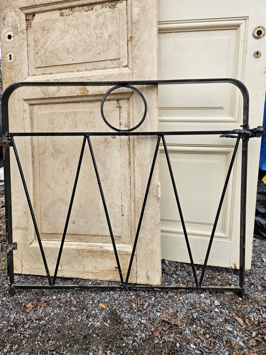 Grind, 88x80, finns på Överjärva Byggnadsvård