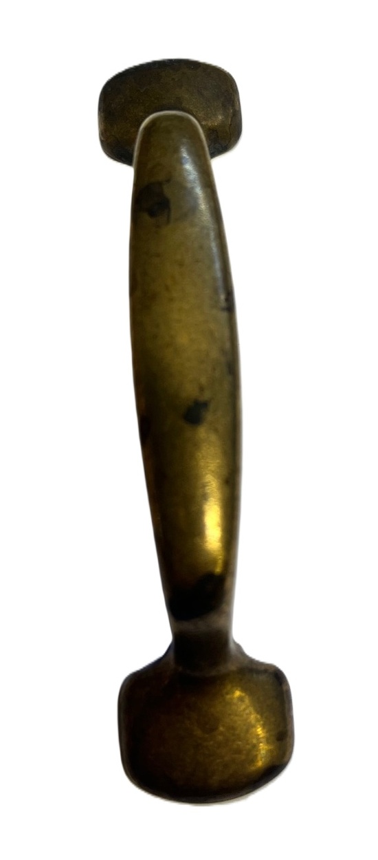 Bygelhandtag i antikmässing