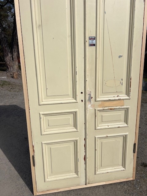 Pardörr med karm, 117x245, finns på Överjärva Byggnadsvård