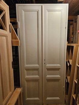 Pardörr med karm, 102x220, finns på Överjärva Byggnadsvård